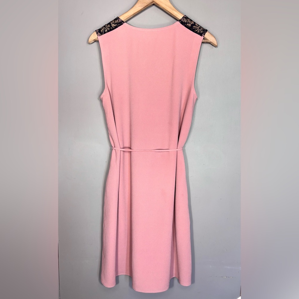 RW&CO. NWT Sleeveless V-Neck Midi Dress - Picture 5 of 5